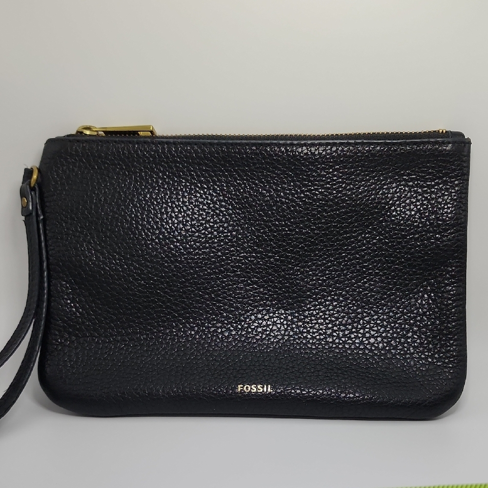Fossil Black Pebbled‎ Leather Clutch with Gold Accents